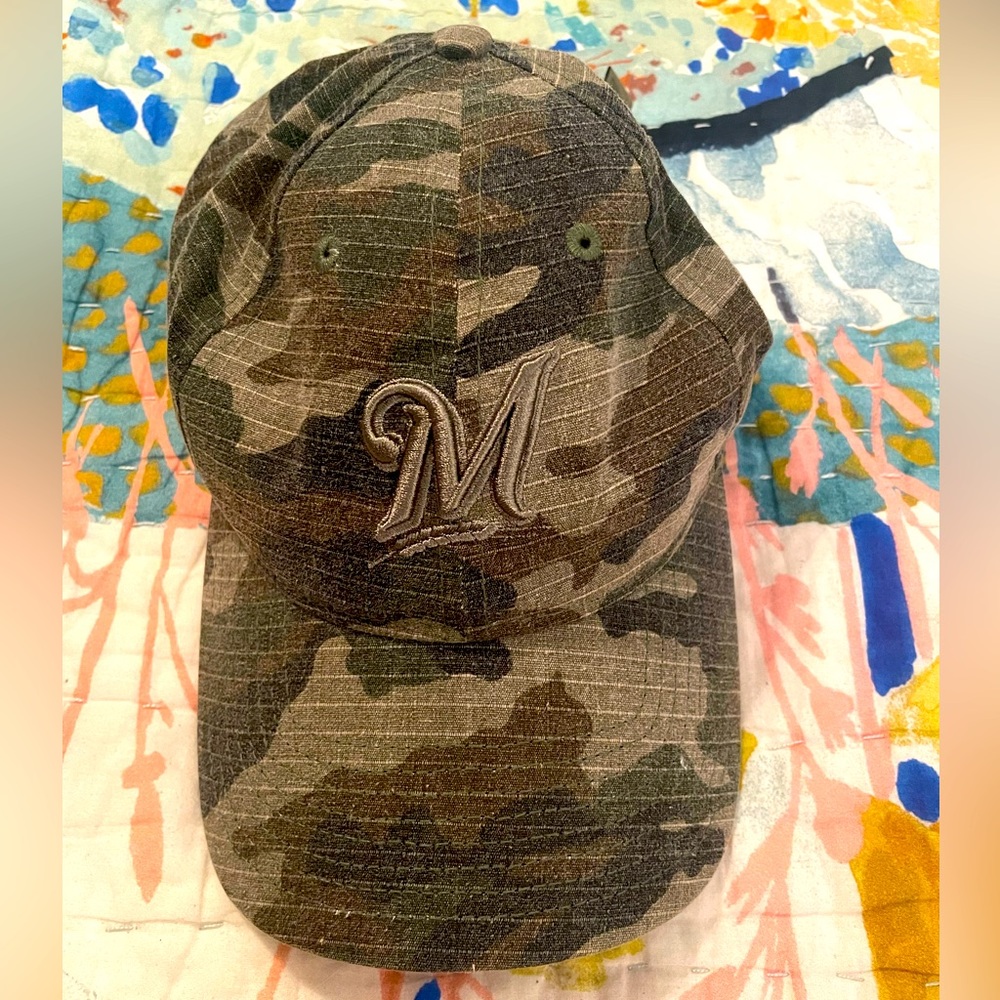 Women’s New Era MLB Milwaukee Brewers Camo Baseball Cap